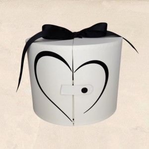 Flower Box με αρωματικά κεριά μαύρης ορχιδέας και αποξηραμένα άνθη σε πετρόλ αποχρώσεις Flower Box με αρωματικά κεριά μαύρης ορχιδέας και αποξηραμένα άνθη σε πετρόλ αποχρώσεις