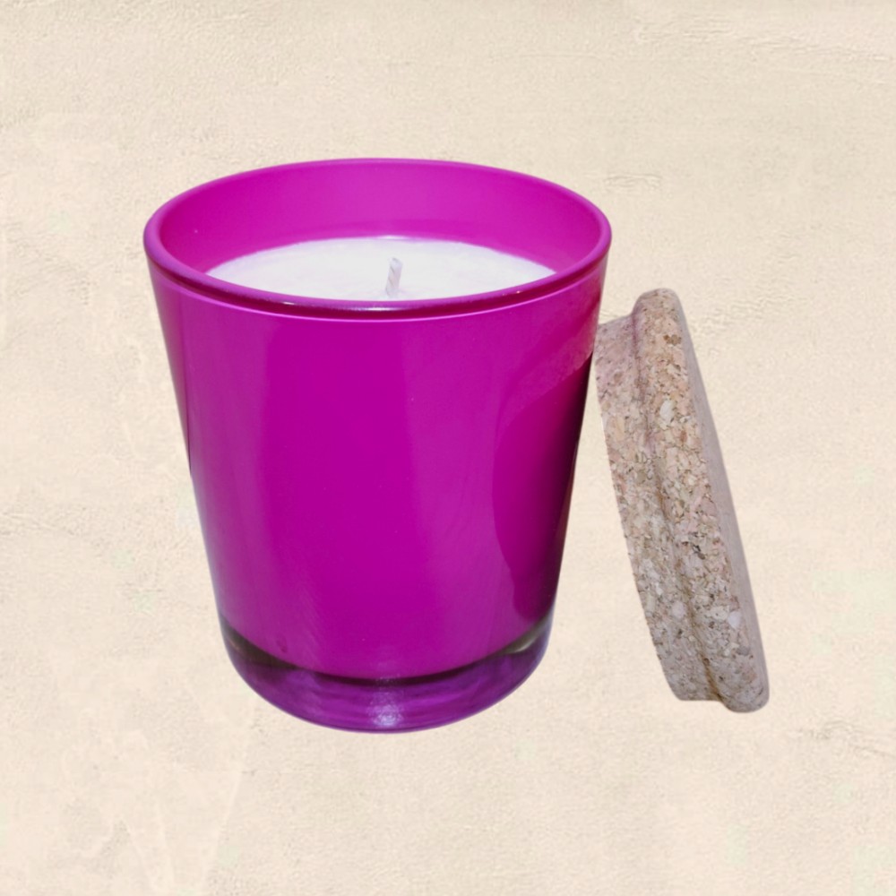 Αρωματικά κεριά Pink Candle από φυτικό κερί σόγιας με άρωμα Escada σε ροζ ποτήρι
