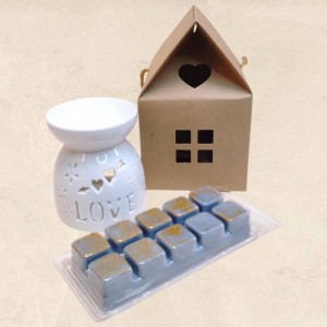Λευκός καυστήρας Wax Melt Love με Wax Melt Bar από κερί σόγιας Λευκός καυστήρας Wax Melt Love με Wax Melt Bar από κερί σόγιας
