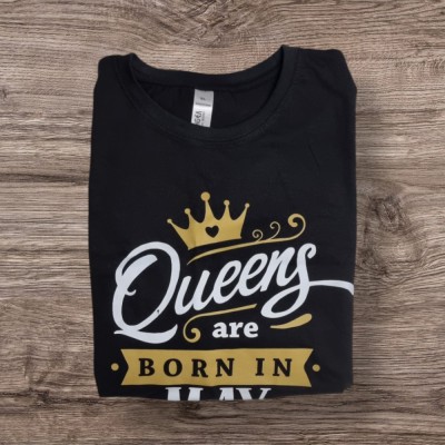 Μπλουζάκι Queen + δώρο fabric mist τσάντας Μπλουζάκι Queen + δώρο fabric mist τσάντας
