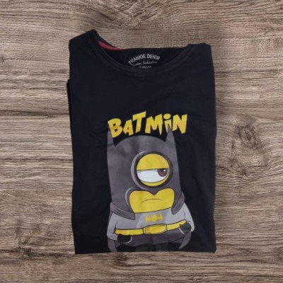 Μπλουζάκι Batman/Minion + δώρο fabric mist τσάντας Μπλουζάκι Batman/Minion + δώρο fabric mist τσάντας
